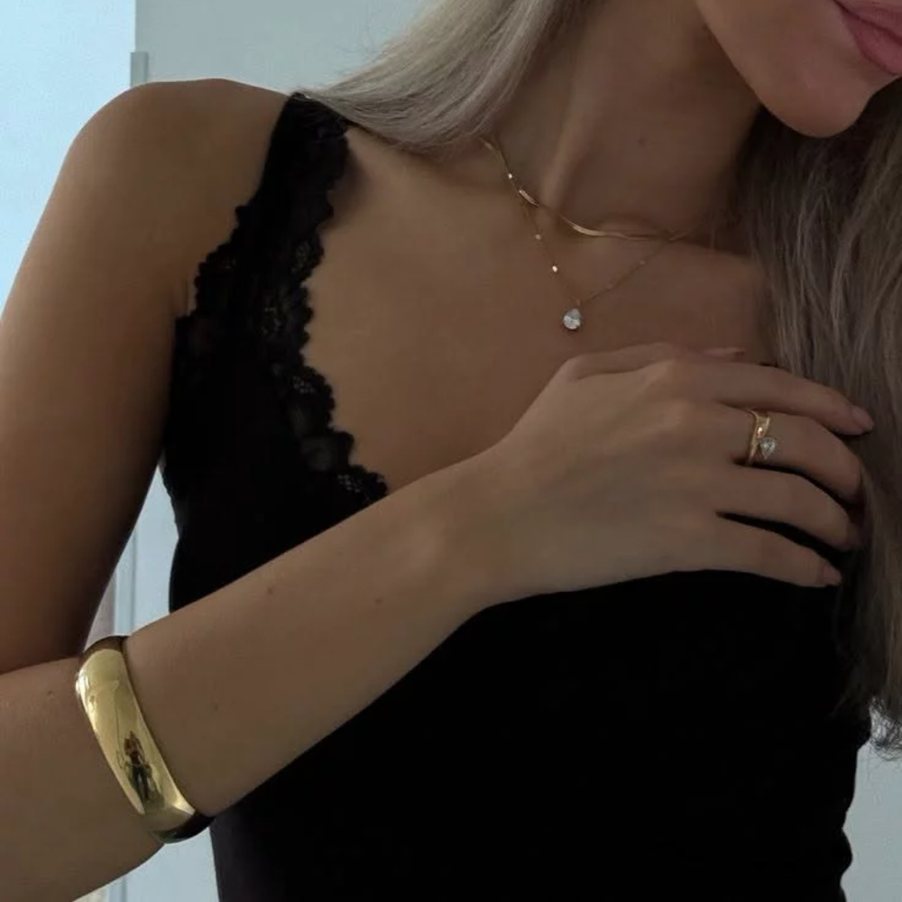 <h2>See why they never take it off!</h2>