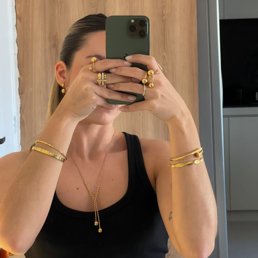 <h2>See why they never take it off!</h2>